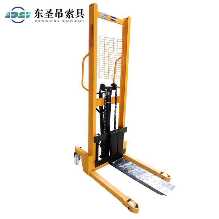 如果在作業(yè)過(guò)程中液壓堆高車出現(xiàn)泄露是什么原因